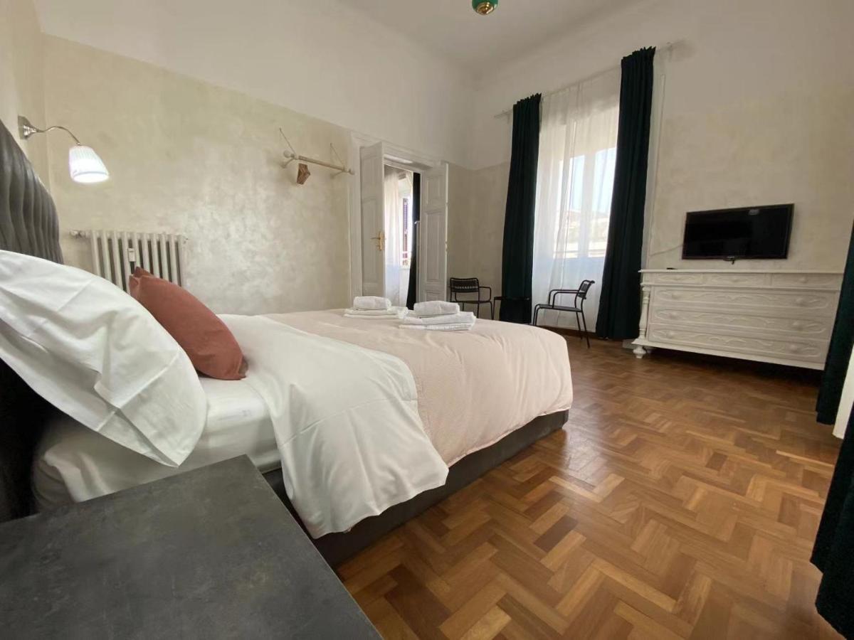Cavour 44616 Apartment โรม ภายนอก รูปภาพ